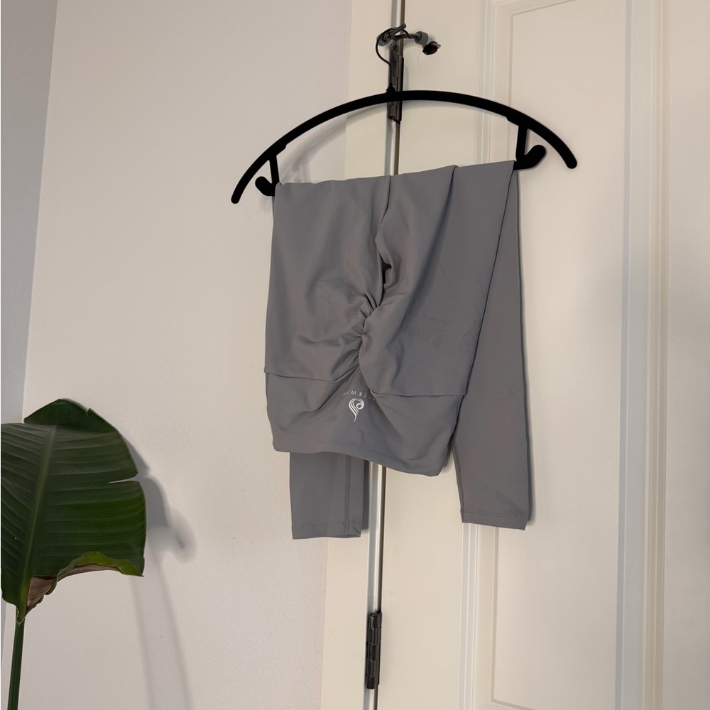 Ryderwear Scrunch Gray Leggings